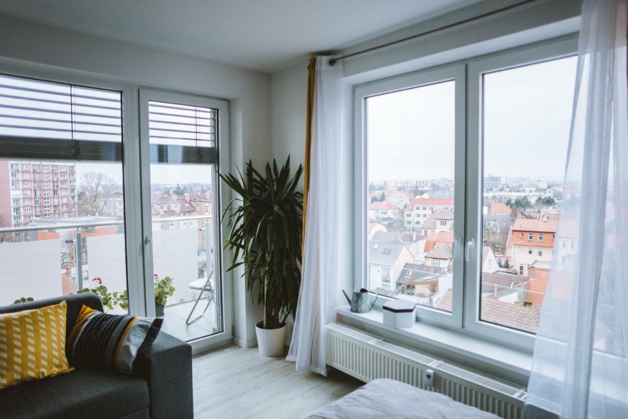 Design Apartment, The City Centre Close To The Health Spa Piest'any Ngoại thất bức ảnh